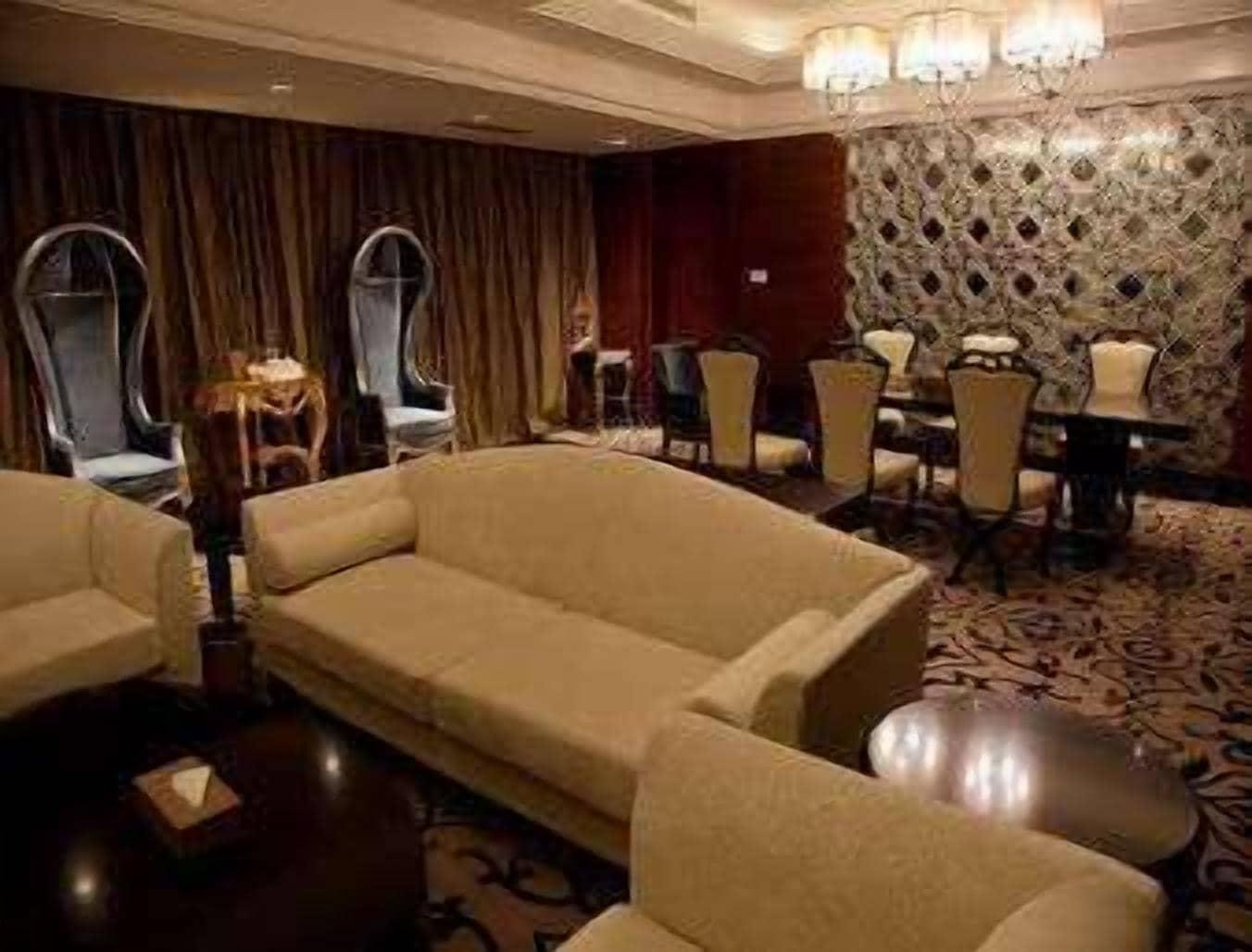 Ramada Yangzhou Baoying Hotel Exterior photo